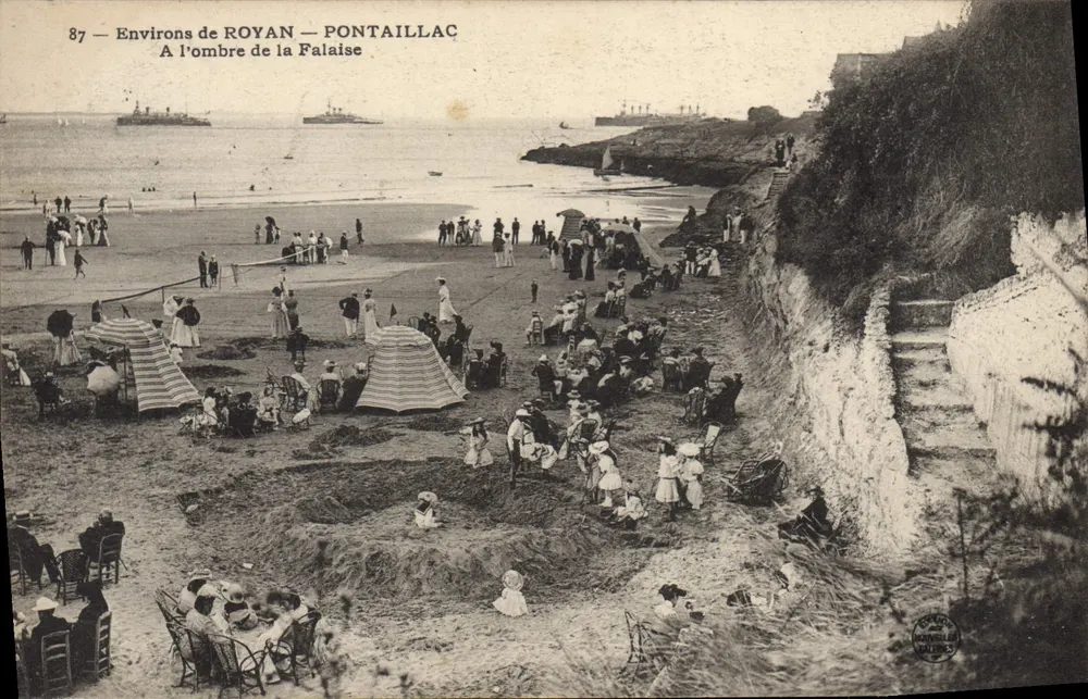 Umgebung von Royan — Pontaillac — Im Schatten der Klippe — Verlag: Normandie - Vorderseite
