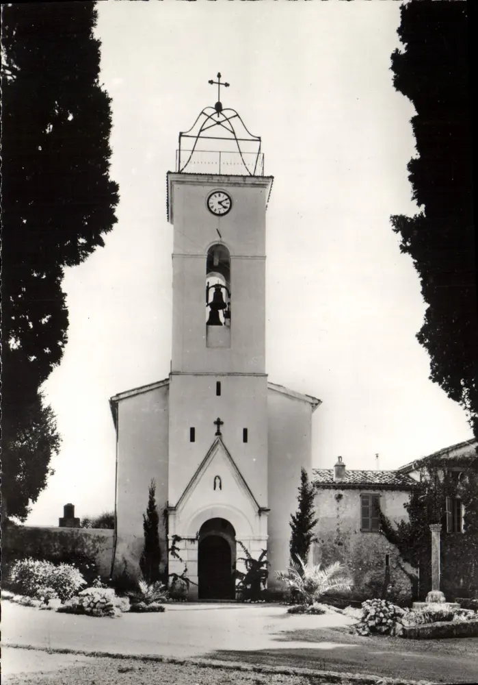 Igreja paroquial — Roquefort-les-Pins — CPAdeCollection - Frente
