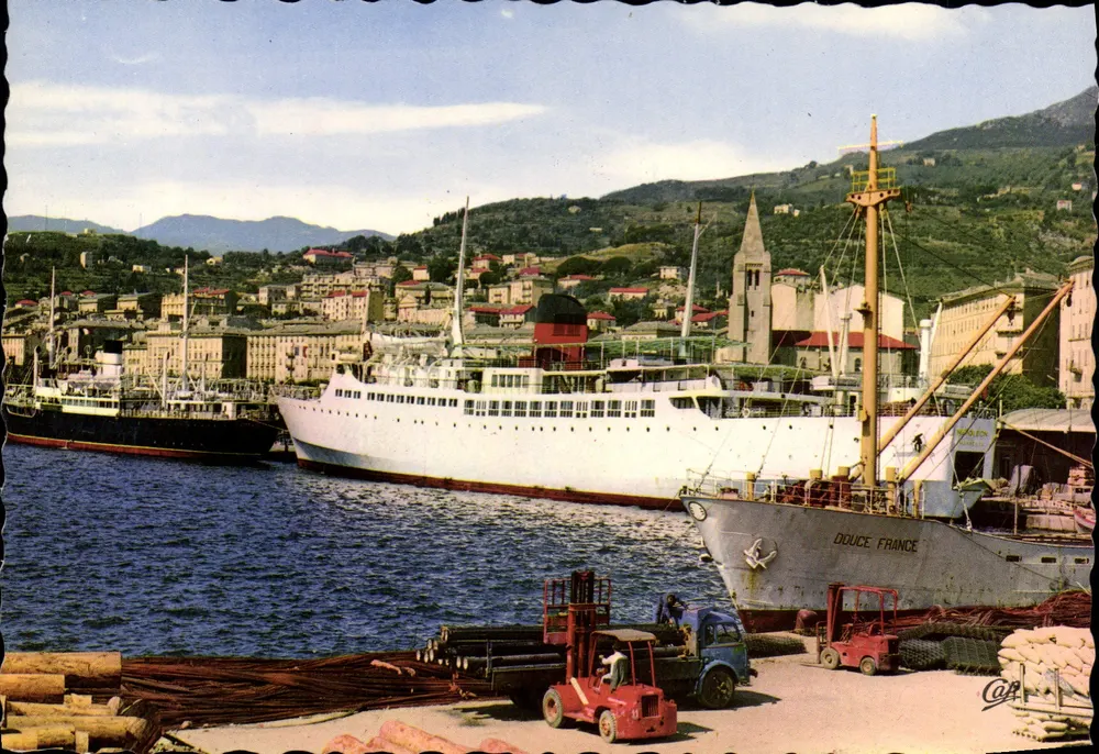 Bastia — Il transatlantico « Napoléon » al molo — EKTACAP - Recto