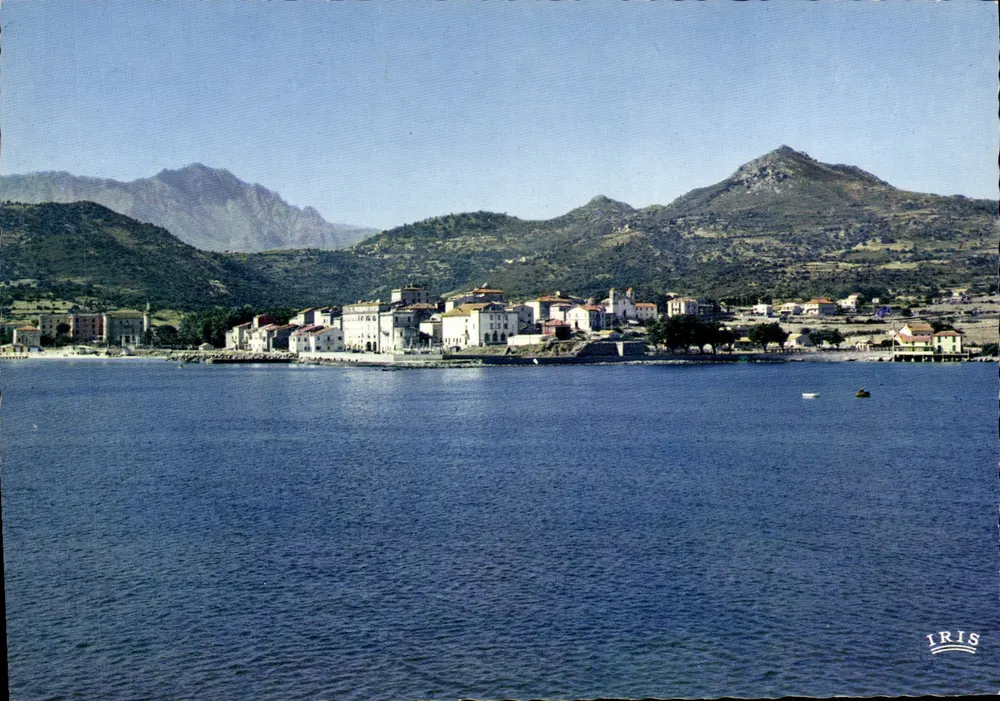 Ile Rousse — Ansicht der Stadt der Quais — Hachette Editions - Vorderseite