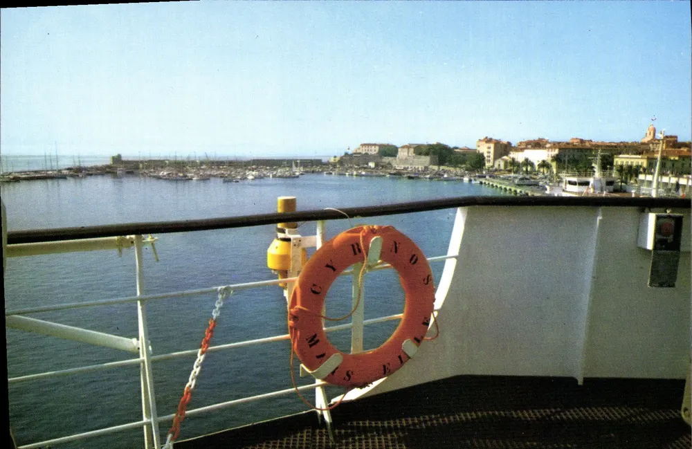 Ausblick auf den Hafen von Ajaccio — LE CYRNOS — Verlag IRIS MEXICHROME - Vorderseite