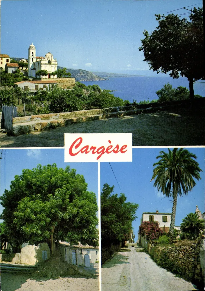 Cargèse — Panoramablick mit Kirche und Küstenlandschaft — Charmes et couleurs de la Corse, S.A.D. Route du Vin, Ajaccio - Vorderseite