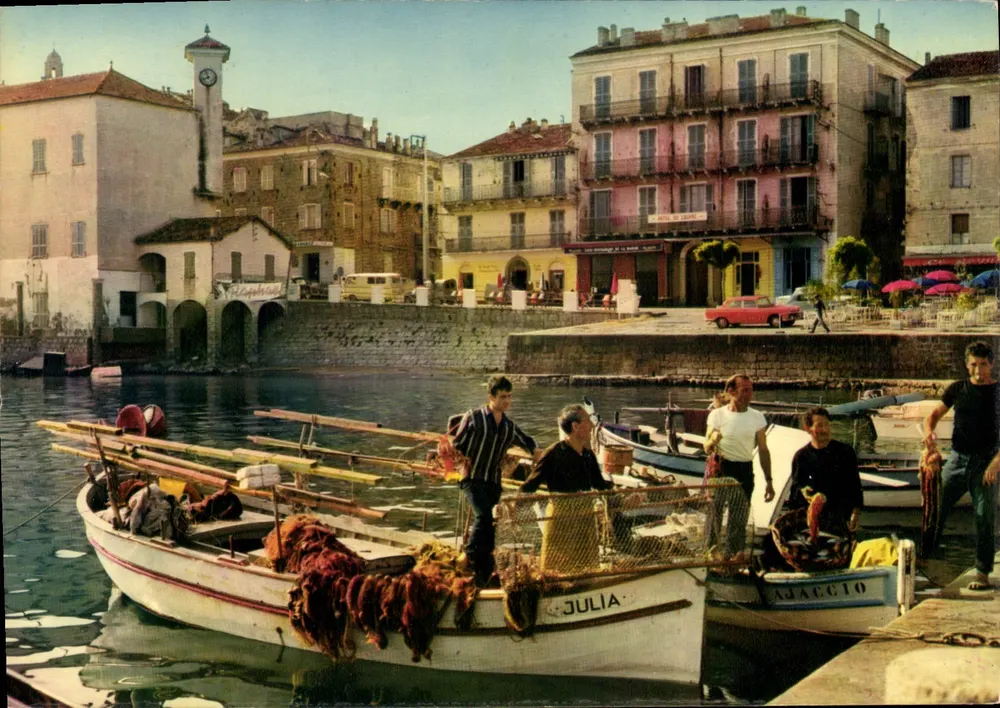 Chegada dos pescadores pela manhã — Ajaccio — Edições 'La Cigogne' - Frente
