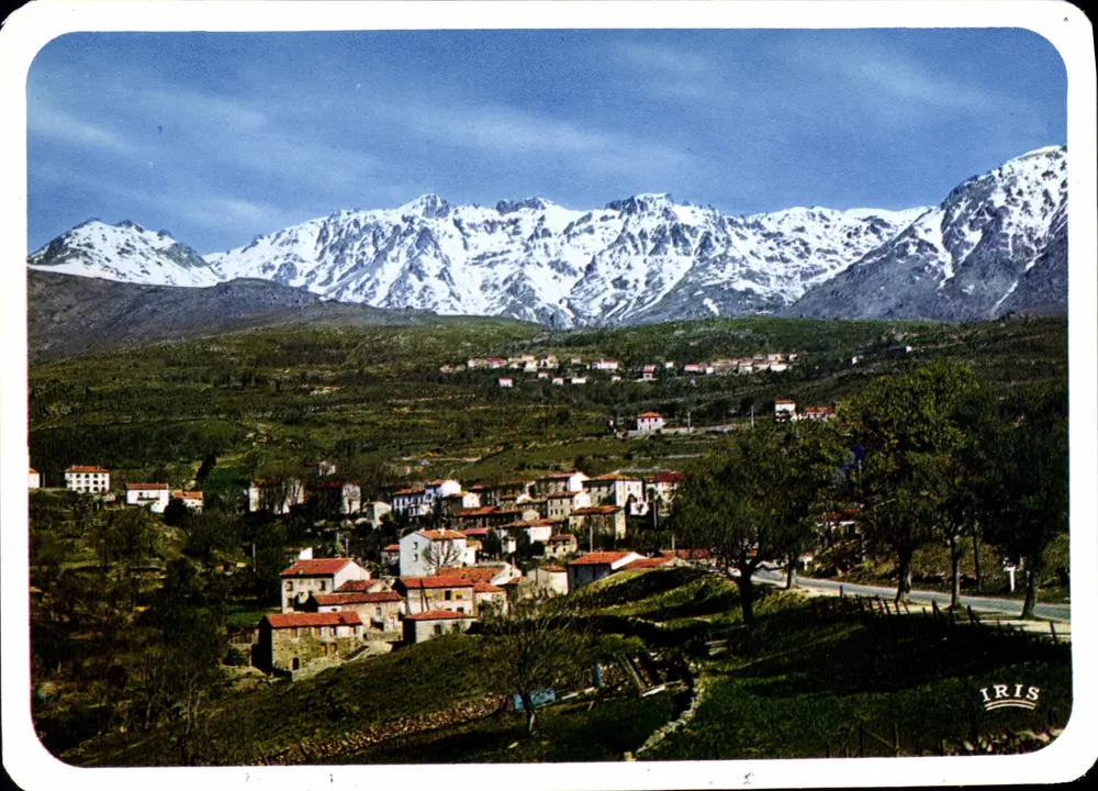 Calacuccia (Korsika) — Allgemeine Ansicht am Fuße des Monte Cinto — IRIS Mexichrome - Vorderseite