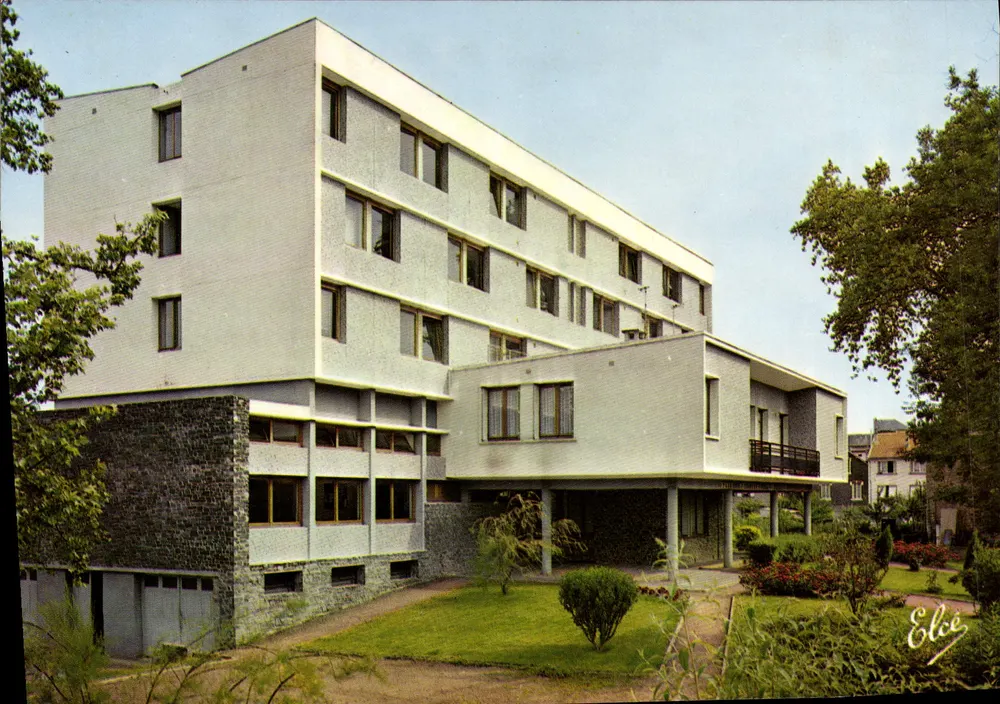 Jugendwohnheim "Jean Monteil" — Brive — Verlag Elcée, Nr. 2006 - Vorderseite