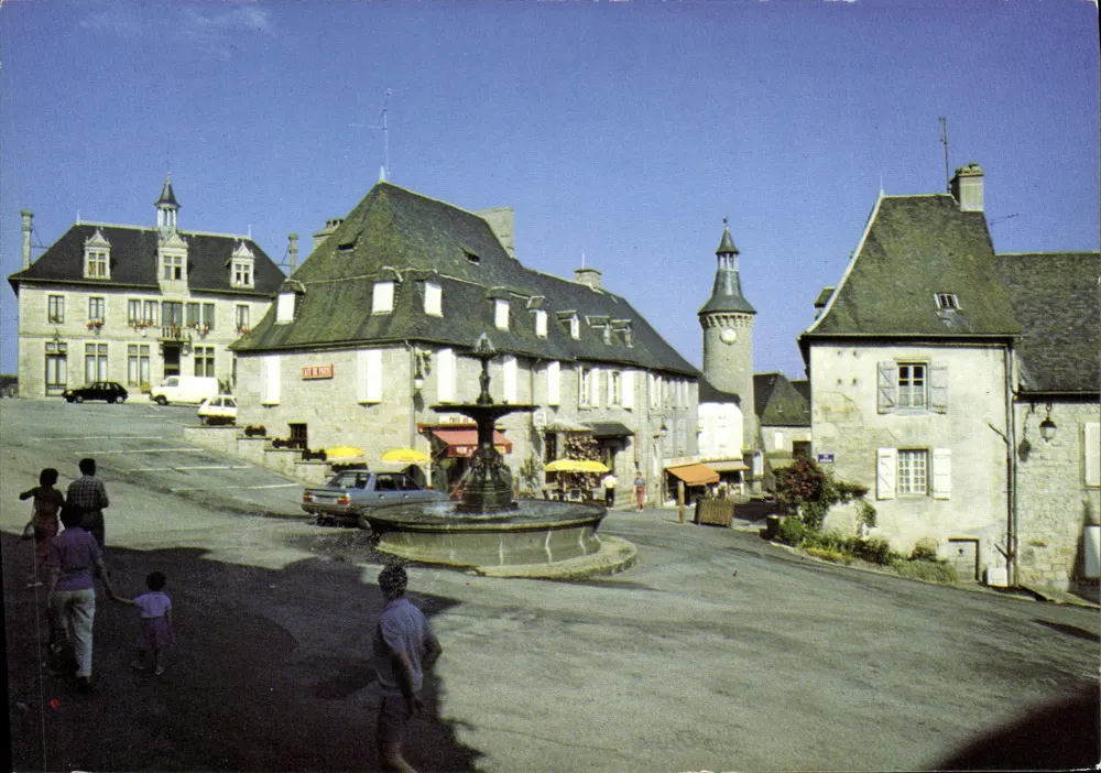 Meymac (Corrèze) — La Fontaine monumentale, place de Verdun — Verlag: Société d'Édition et d'Imprimerie de Vichy - Vorderseite