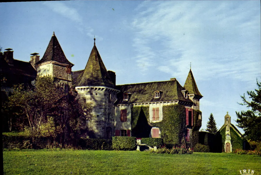 Castelo de Pебeyre — Saint-Pardoux-la-Croisille (Corrèze) — Éditions Rétunies, n°19/304 - Frente