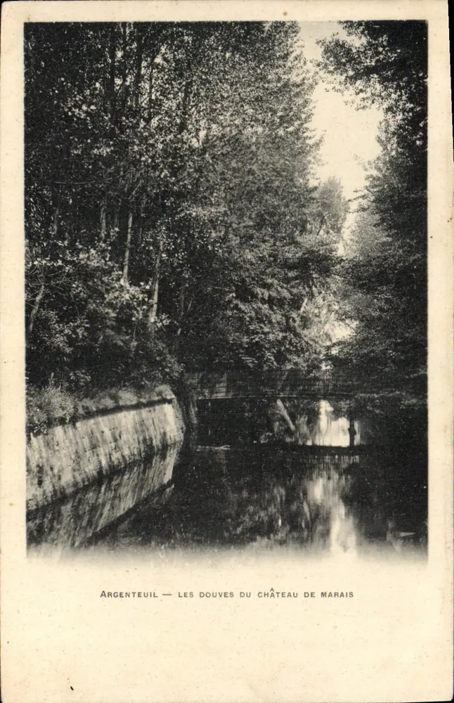 Argenteuil — As dobras do castelo de Marais — Fototipia A. Berger, Paris - Frente