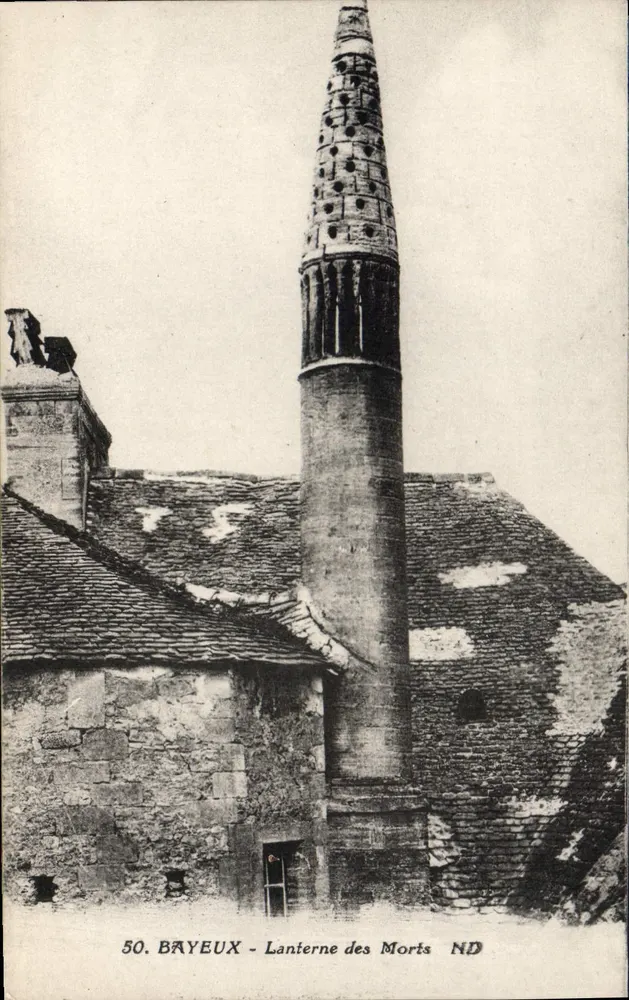 Bayeux - Lantaarn van de Dood — uitgever ND, serie-nummer 50 - Voorkant