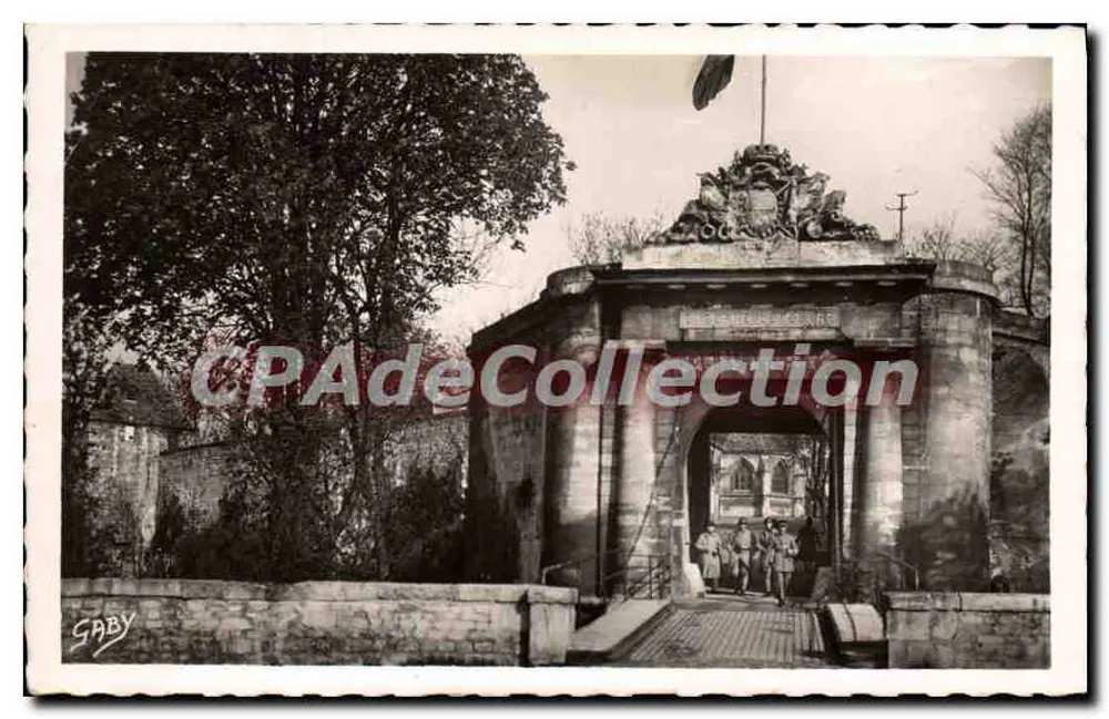 Entrada do Castelo e Ponte-Levis — Caen (Calvados) — Edições Gaby - Frente