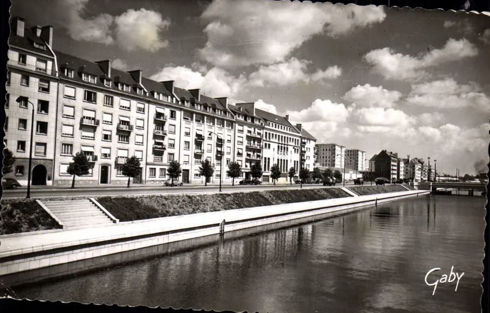 Promenades de Sévigné — Caen (Calvados) — Edições Gaby - Frente