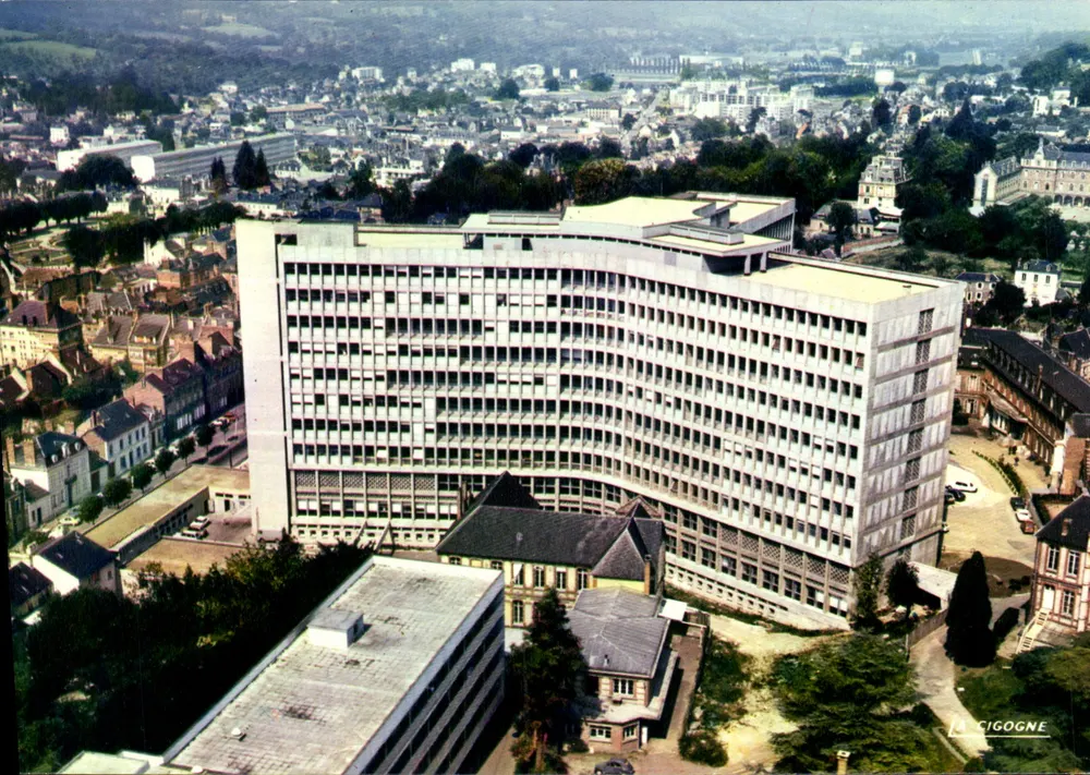 Ospedale di Lisieux — vista aerea — Edizioni 'La Cigogne' - Recto