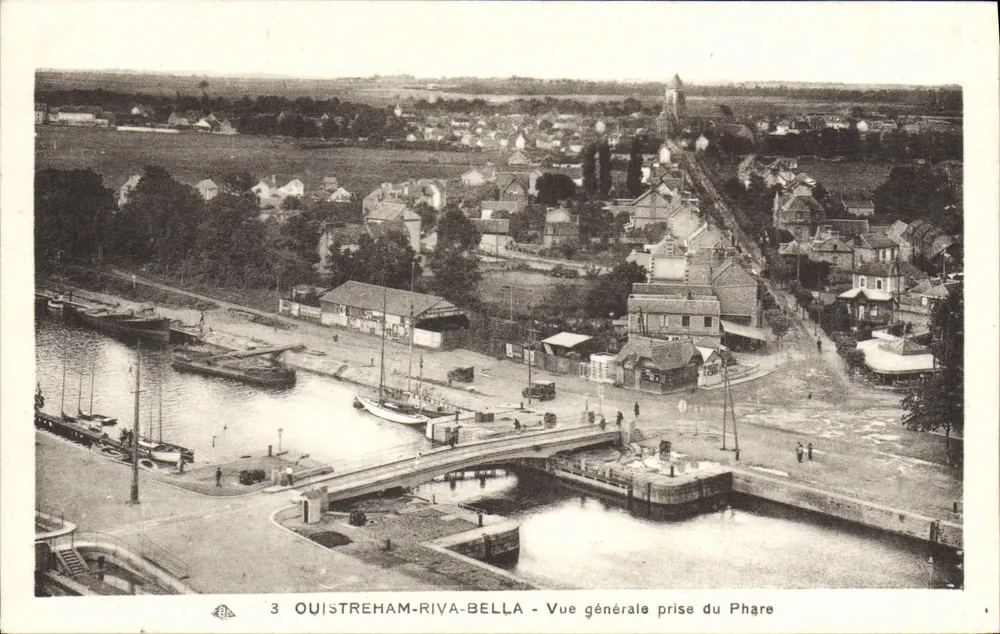 Ouistreham-Riva-Bella — Allgemeiner Blick vom Leuchtturm — Verlag CP des Arts, Straßburg - Vorderseite