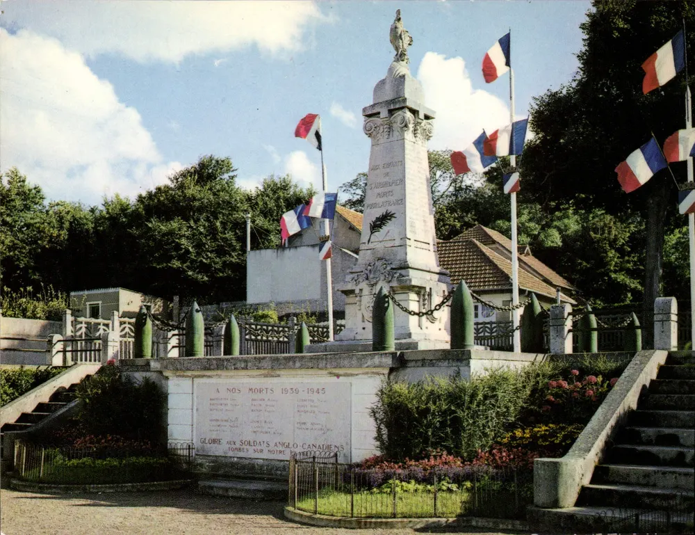 Monumento a los Caídos de Saint-Aubin-sur-Mer — Calvados — editor SODALFA - Anverso