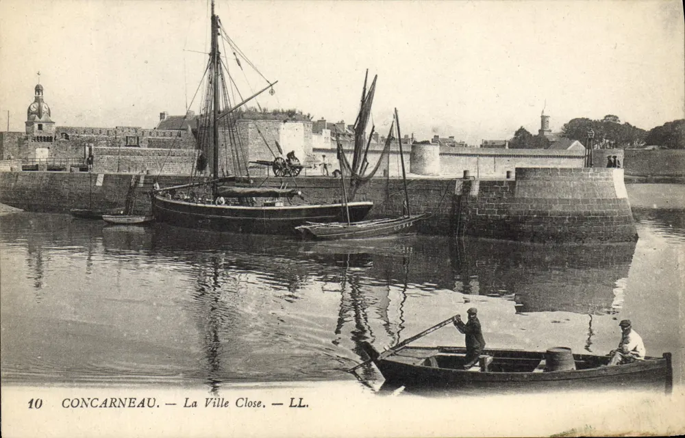 Concarneau — A Cidade Fechada — LL. N°10 - Frente