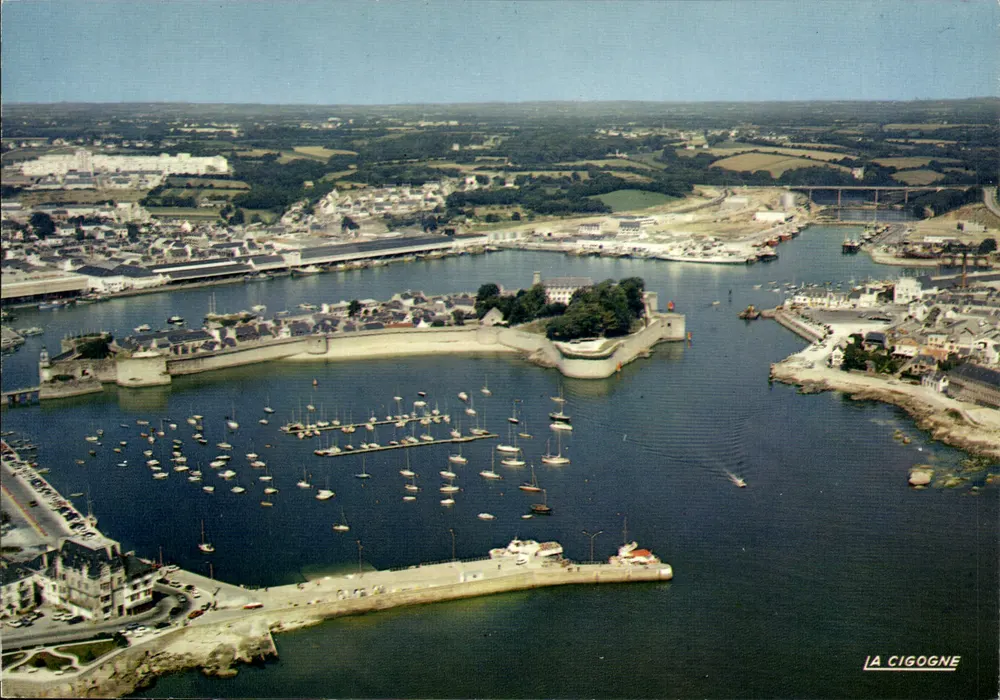 Concarneau (Finistère) — Vista aérea — Éditions de La Cigogne - Frente