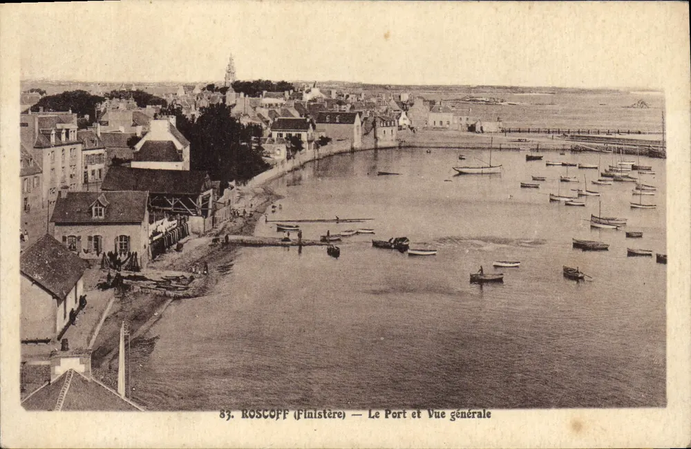 Roscoff (Finistère) — O Porto e Vista Geral — n°83 - Frente