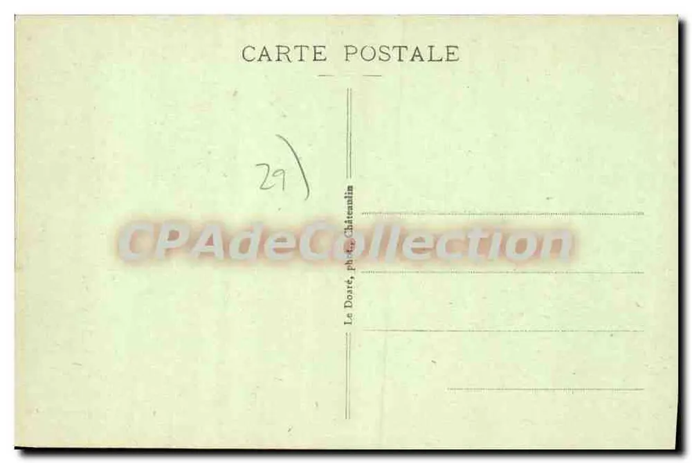 Locronan — El Pozo común de la Plaza — Le Doart, fot. Châtenalin - Reverso