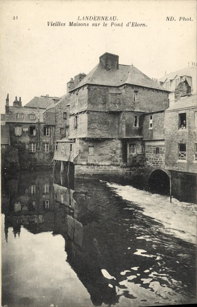 Landerneau. Alte Häuser am Elorn-Brücke. — ND. Phot. — Nr. 21 - Vorderseite