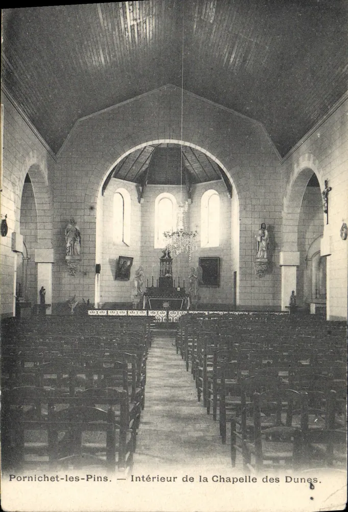 Pornichet-les-Pins — Innenansicht der Kapelle der Dünen — Phototype A. Berger Frères, 9, rue Thérard, Paris - Vorderseite