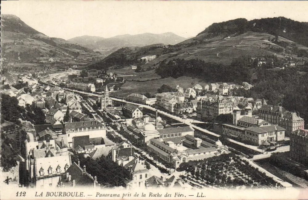 La Bourboule — Panorama preso dalla Roche des Fées — LL. — N° 112 - Recto
