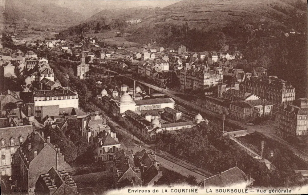 Umgebung von LA COURTINE — LA BOURBOULE — Allgemeiner Blick - Vorderseite