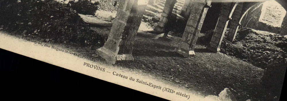 Provins — Cavado do Santo Espírito (século XIII) — O. Liva, 15, R. Saussier-Levy, Poitiers - Frente