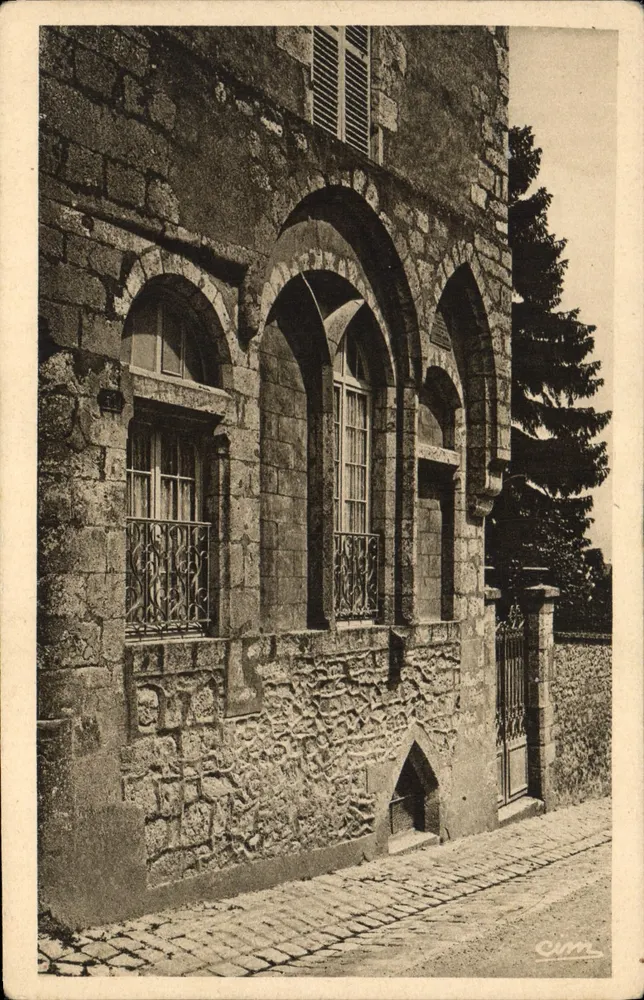 Provins (S.-et-M.) — A Casa das Orfãs onde nasceu São Tibúrcio — C.I.M.L. - Frente