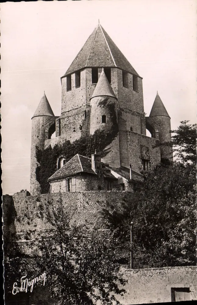 Provins — Turm des Kaisers (oder Turm des Grafen) — E. Mignney Verlag - Vorderseite