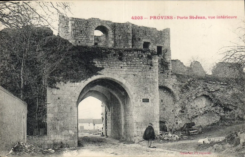 Provins — Porta Saint-Jean, vista interior — Galeries Françaises, n° 4203 - Frente