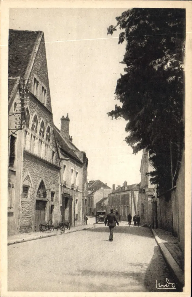 Provins — El Hotel de Vauluisant (XIIIe) — Ludovic de Magallon - Anverso