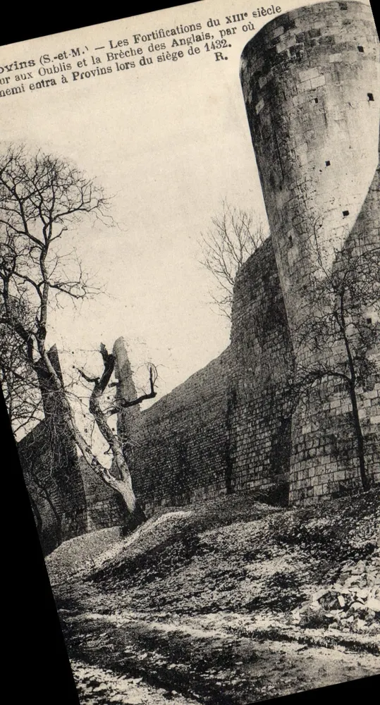 Provins (S.-et-M.) — Die Festungen des 13. Jahrhunderts und die Brücke der Engländer während des Belagers von 1432, von R. - Vorderseite