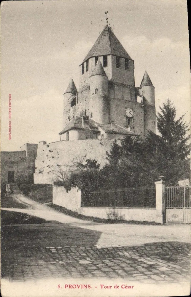 Provins — Torre de César — ESPARCELEUX PHOTO ÉDITEUR - Frente