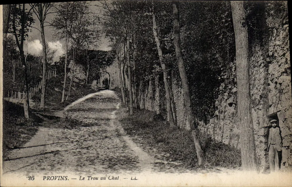 Provins — O Buraco do Chal — L.L. — n°26 - Frente