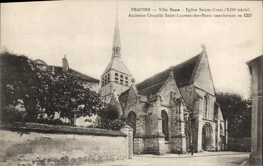 Provins — Unterstadt — Kirche Sainte-Croix (13. Jahrhundert) — Ehemalige Kapelle Saint-Laurent-des-Ponts umgewandelt 1237 — Verdier, Buchhändler Provins - Vorderseite
