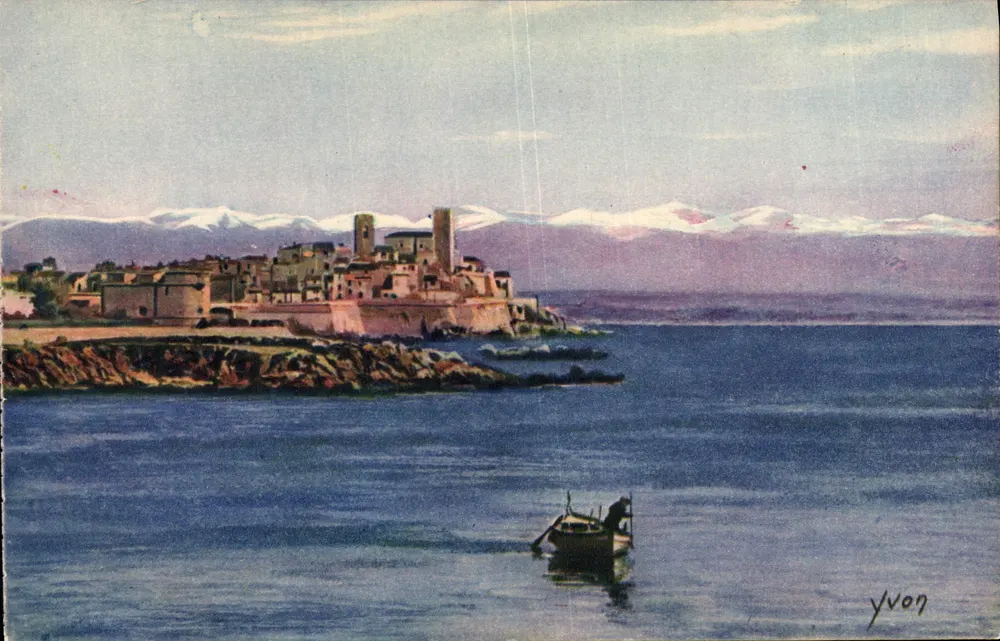 Antibes — Le Fort Carré und die Kette der Alpen — Éditions d'Art Yvon - Vorderseite