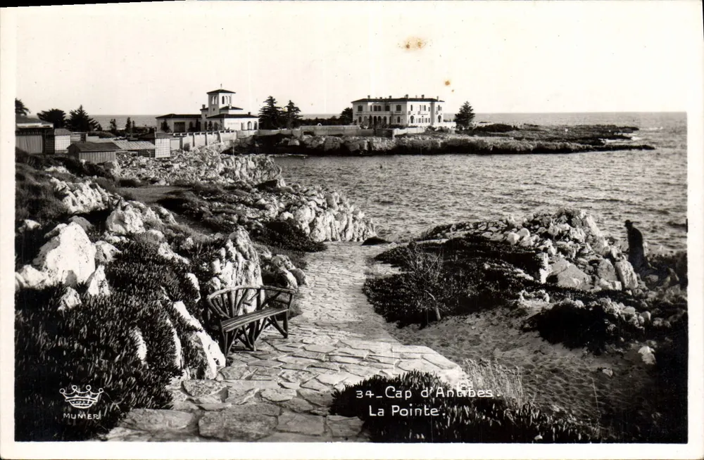 Cap d'Antibes — A Ponta — Éditions D'Ant Munier - Frente