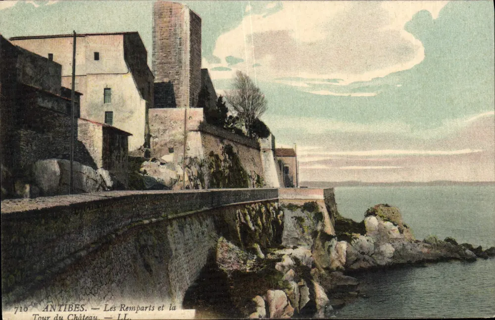 Antibes — Die Mauern und Turm der Burg — LL, n°710 - Vorderseite
