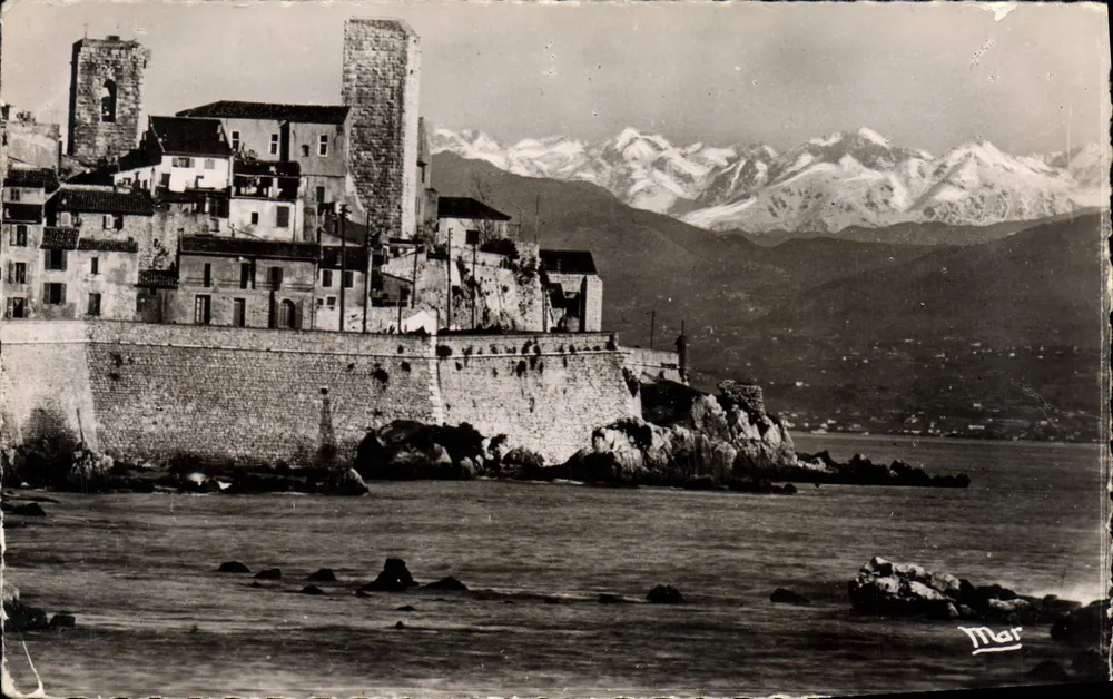 Antibes - Die Mauern und die Alpen — Les Éditions MAF, n°5 - Vorderseite