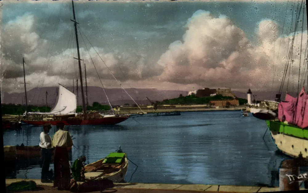 Antibes — Um canto do Porto — Les Éditions de Cimiez - Frente