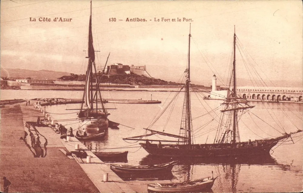 Antibes - Le Fort et le Port — La Côte d'Azur, n°130 - Recto