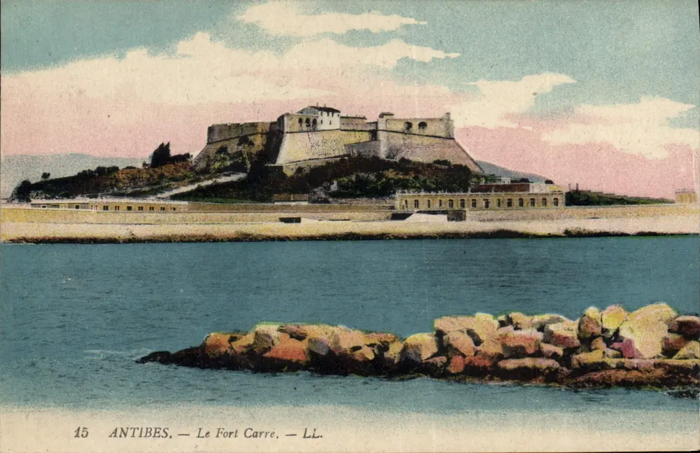 Antibes — Het Fort Carré — LL. — N°15 - Voorkant
