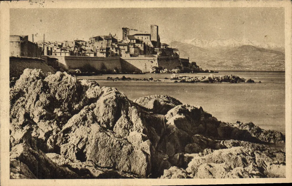Antibes (A.-M.) — Allgemeiner Blick — Kette der Alpen — L. Gilletta et Cie - Vorderseite
