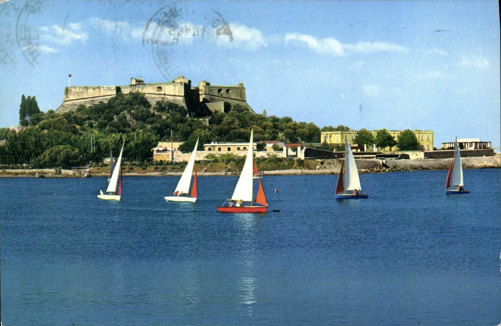 O Forte Carré — Antibes — Edições Fleur-Son-Dar - Frente
