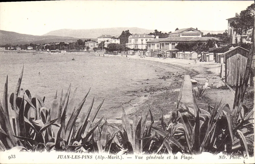 Juan-les-Pins (Alp.-Marit.) — Allgemeiner Blick und die Strände. ND. Foto. - Vorderseite