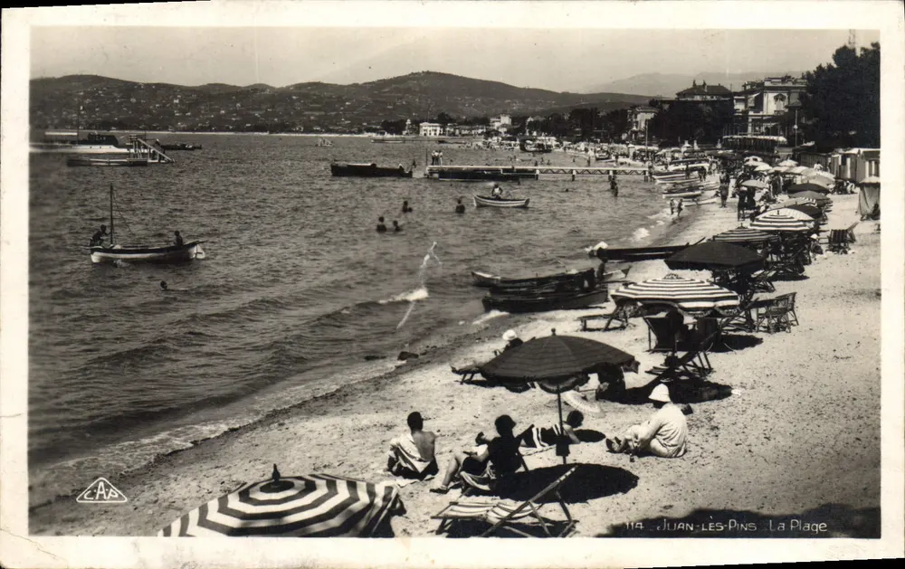 Juan-les-Pins — A Praia — CAA n°114 - Frente