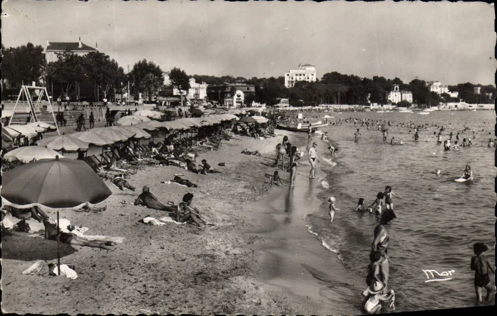 A Costa do Azul — Juan-les-Pins, A Praia — Edições Mar, Nîmes - Frente