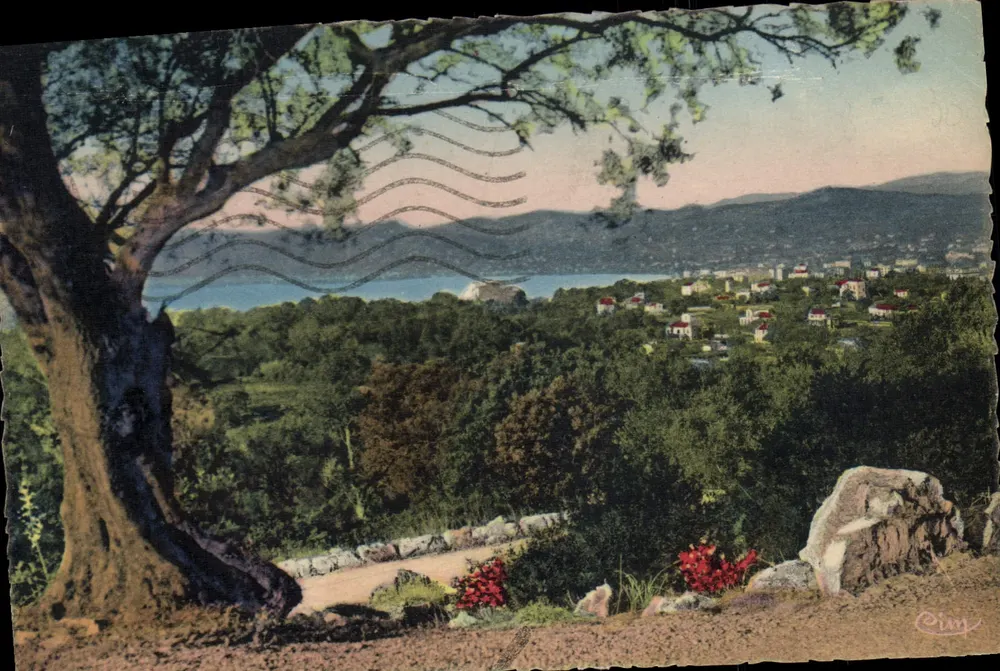 Juan-les-Pins und der Golf von Juan von N.-D. de la Garupe gesehen — Verleger Rivier, Nr. 23 - Vorderseite
