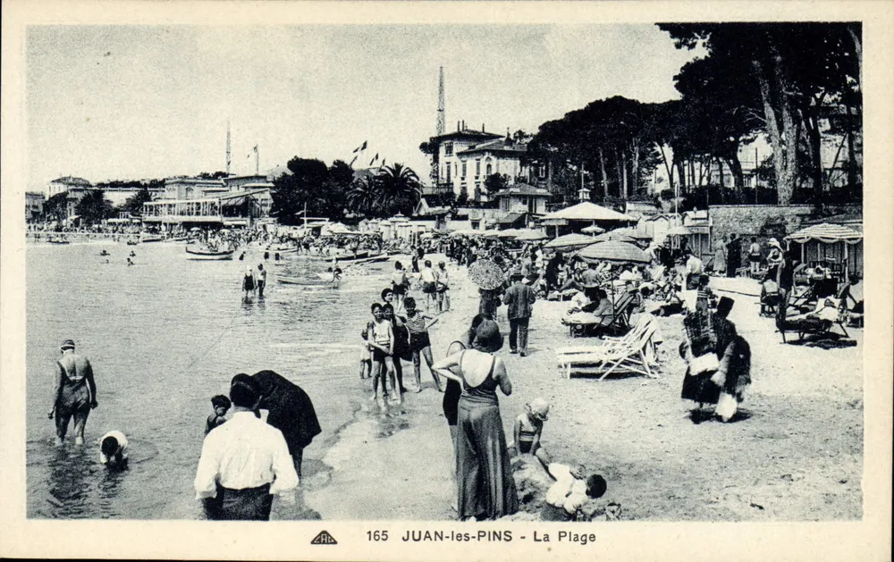 Juan-les-Pins - A Praia — Bilhete postal antigo de Collection, n° 165 - Frente