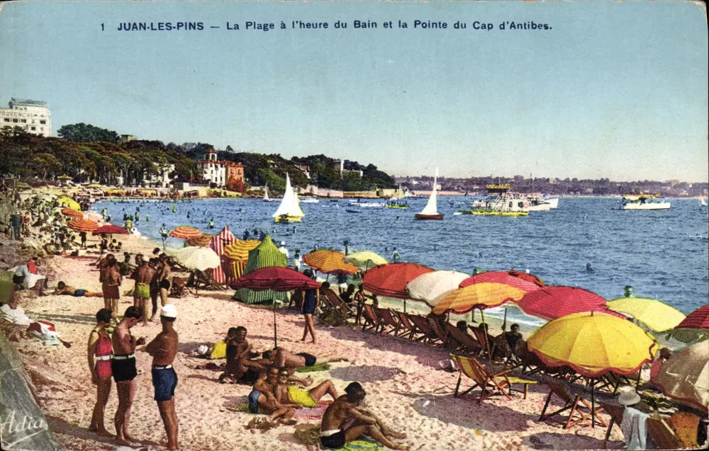 Juan-les-Pins — Die Strand zum Baden und die Pointe du Cap d'Antibes — Adtica - Vorderseite